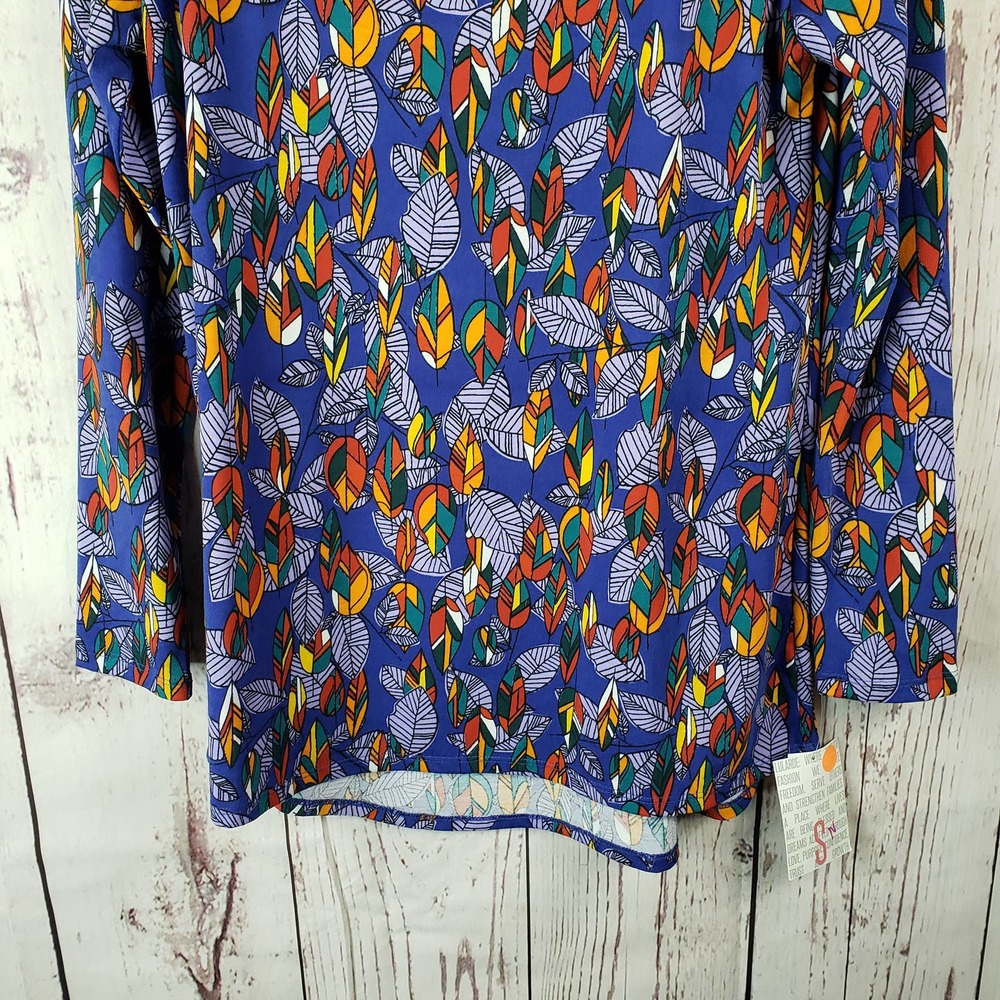 LulaRoe Lynnae Top Womens Size Small Long Sleeve Floral Scoop Neck Blue NWT - Picture 4 of 7